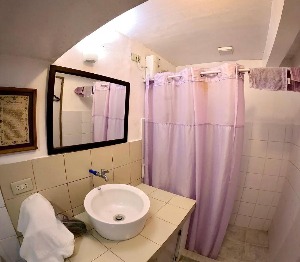 Auntie Gigi'S Place タガイタイ エクステリア 写真